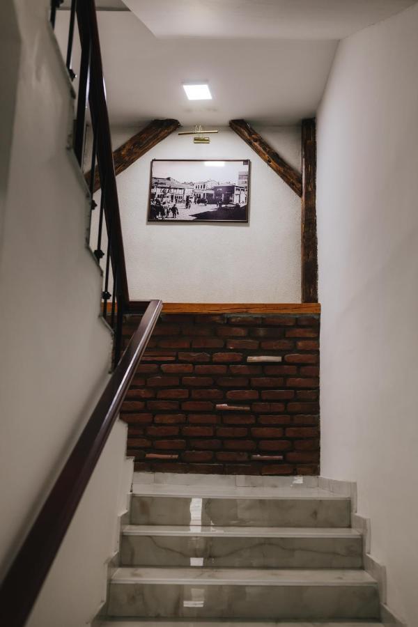 Hotel Gate Skopje Buitenkant foto